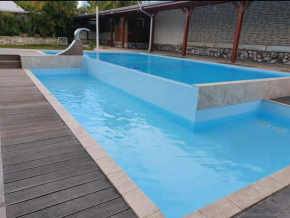 Le domaine Les sauriens St François villa 2ch, 2sdb, piscine